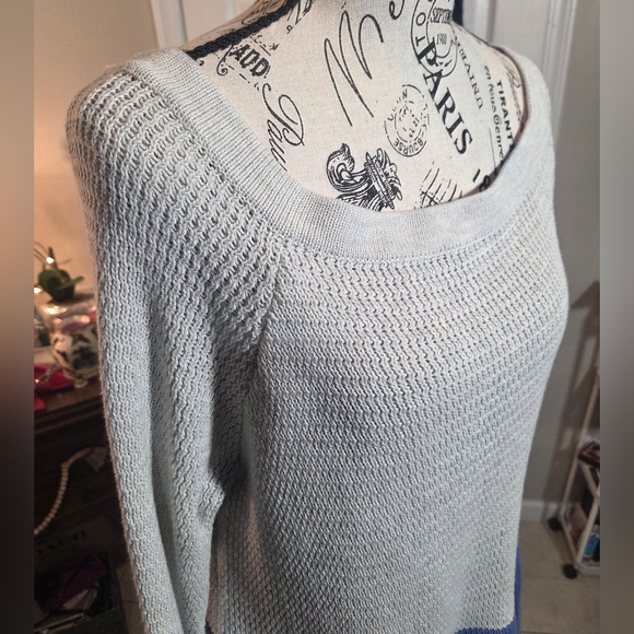 Easel Off-the-Shoulder Sweater in Blue and Gray - Picture 3 of 6